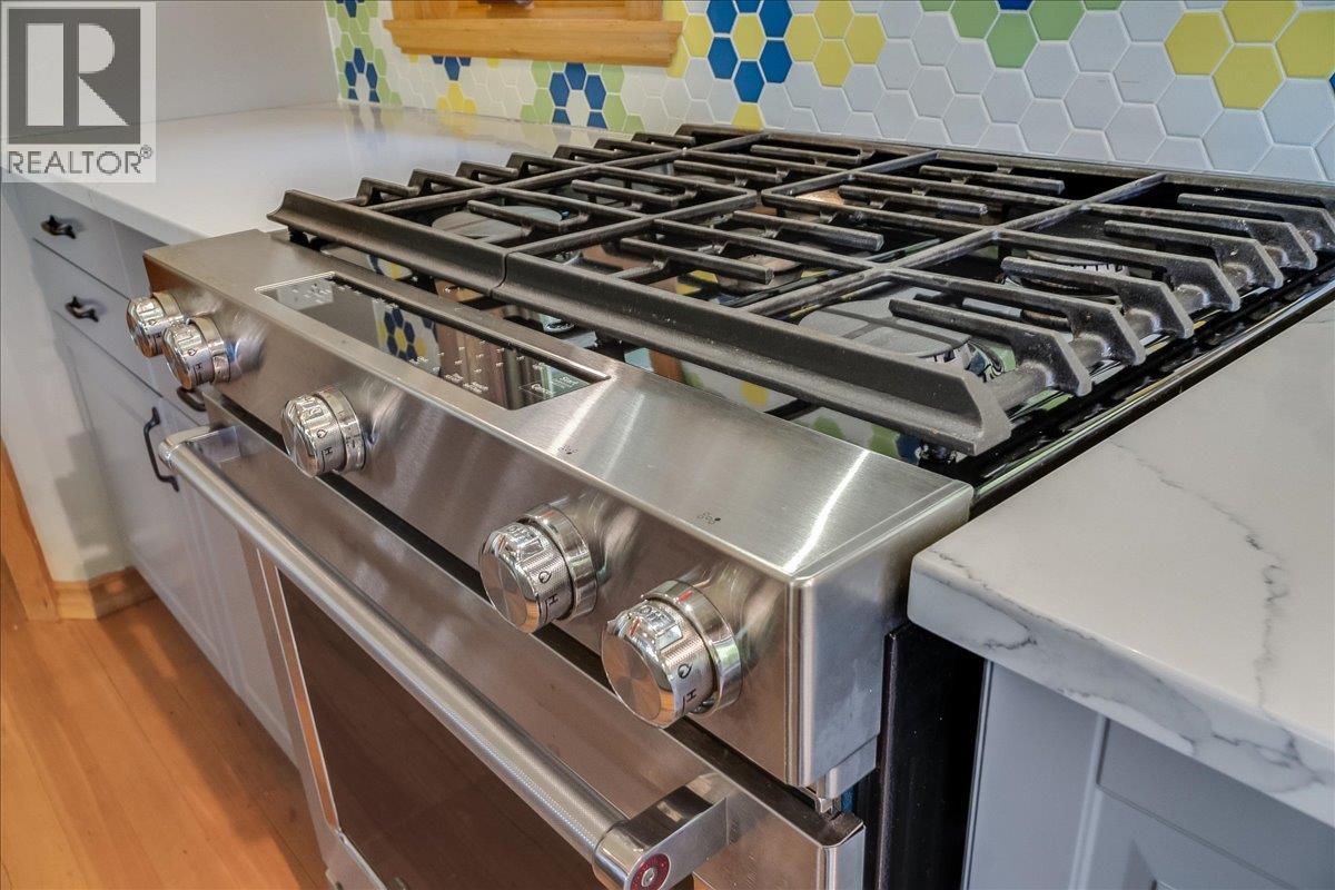 3630 MOUNTAIN VIEW Road - 14
