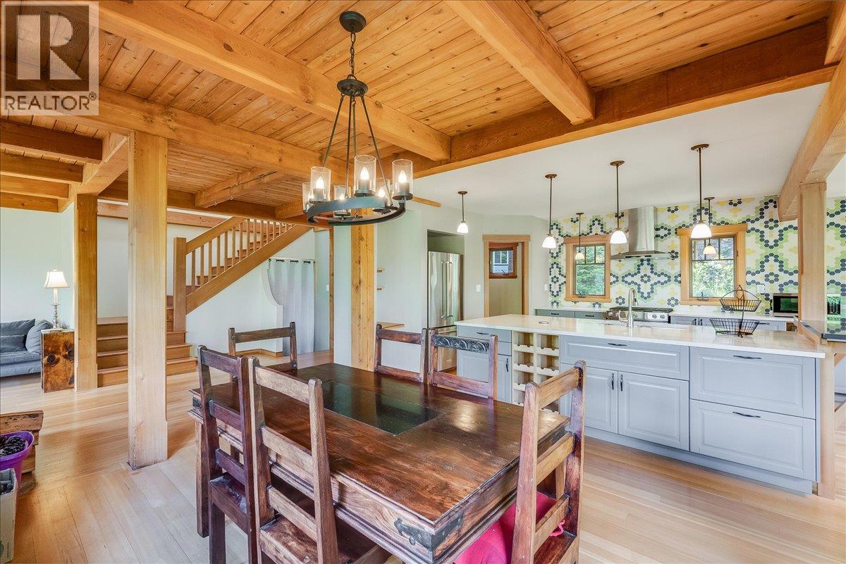 3630 MOUNTAIN VIEW Road - 7