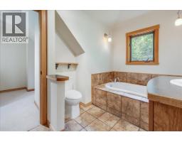 3630 Mountain View Road, Bonnington, BC V0G2G3 Photo 41
