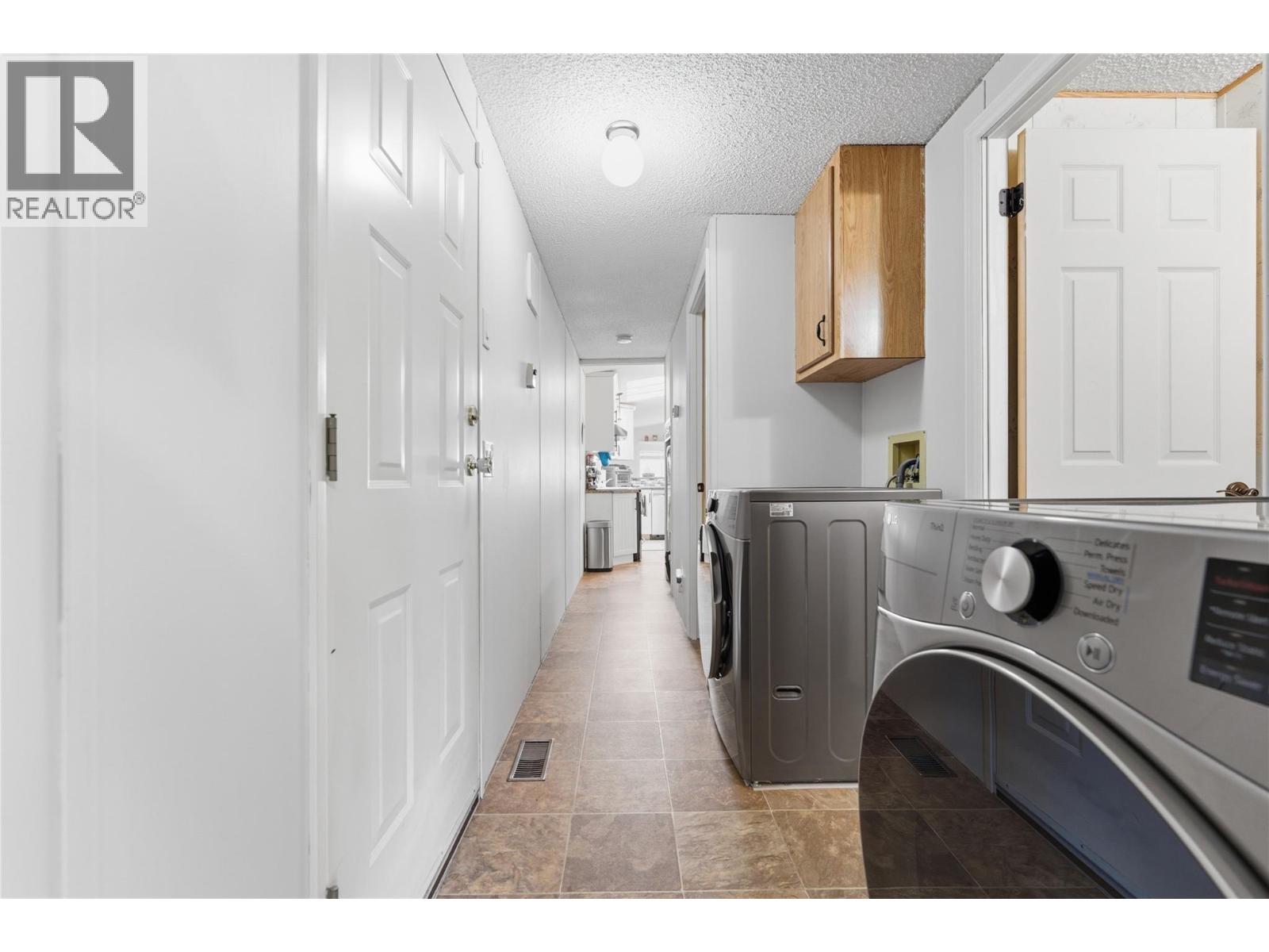 211 6710 Tronson Road, Vernon