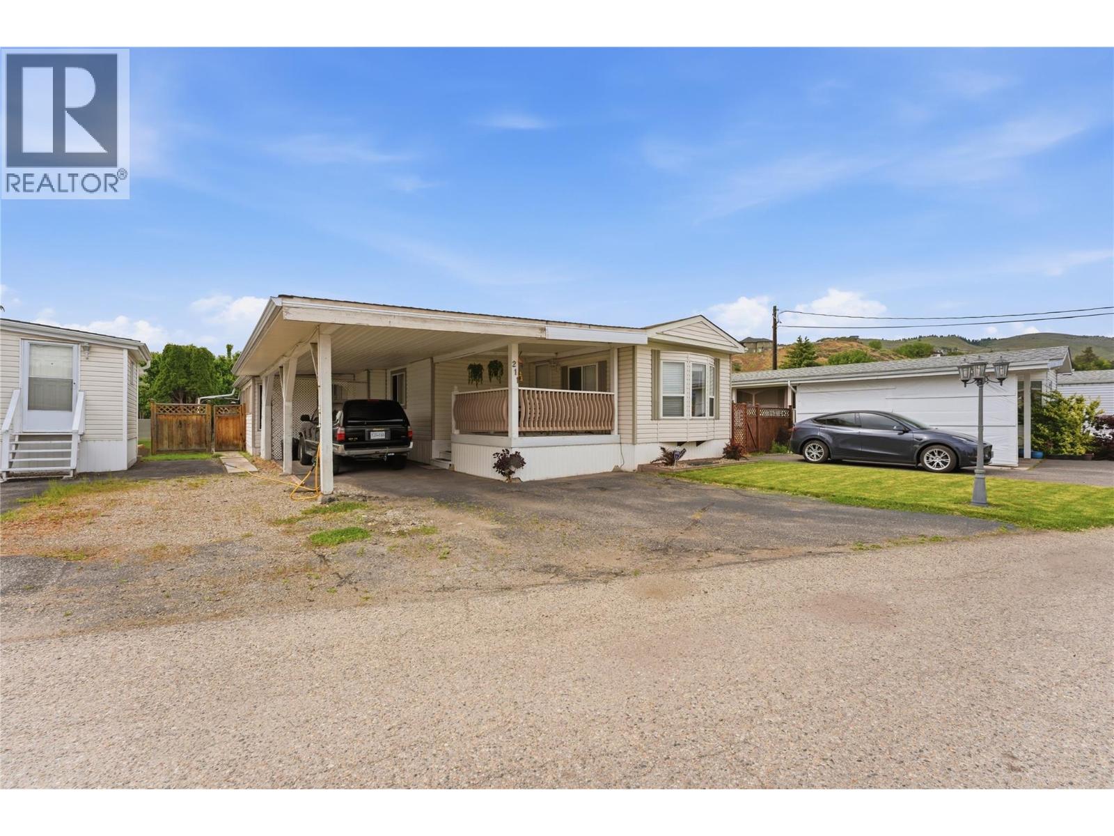 211 6710 Tronson Road, Vernon