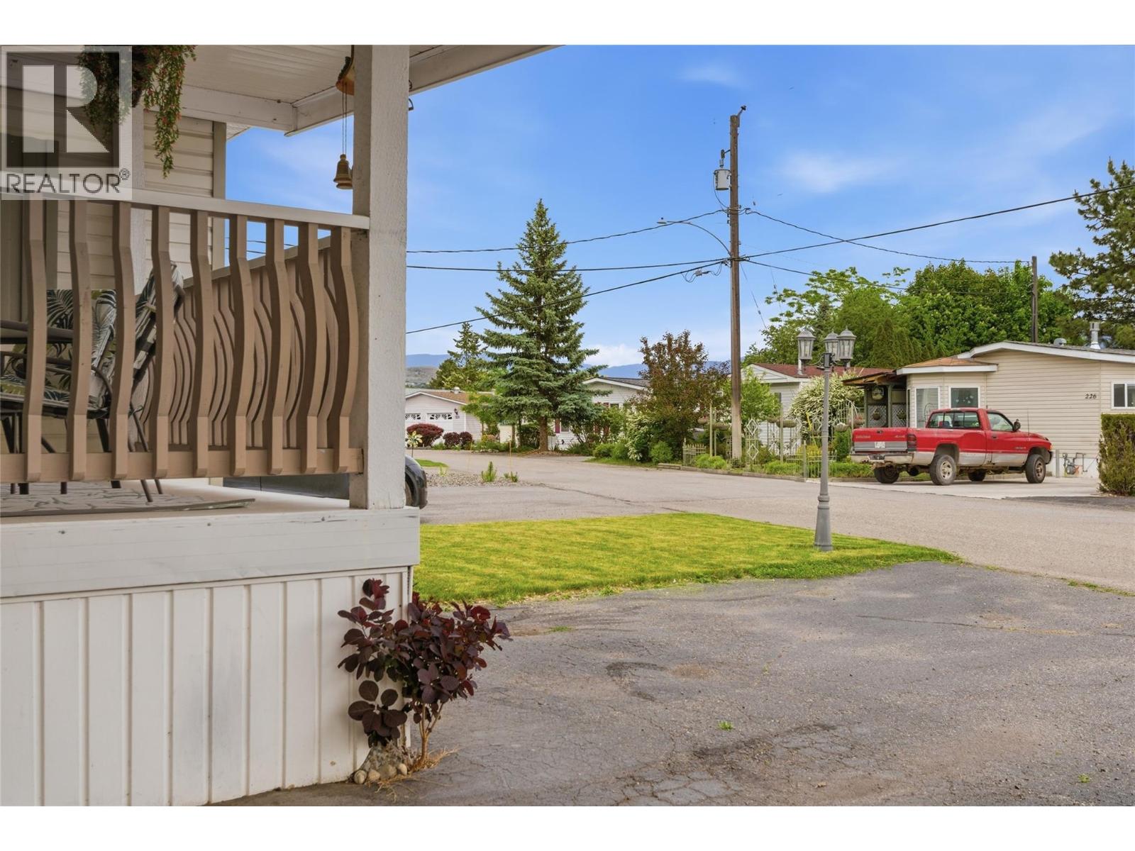 211 6710 Tronson Road, Vernon