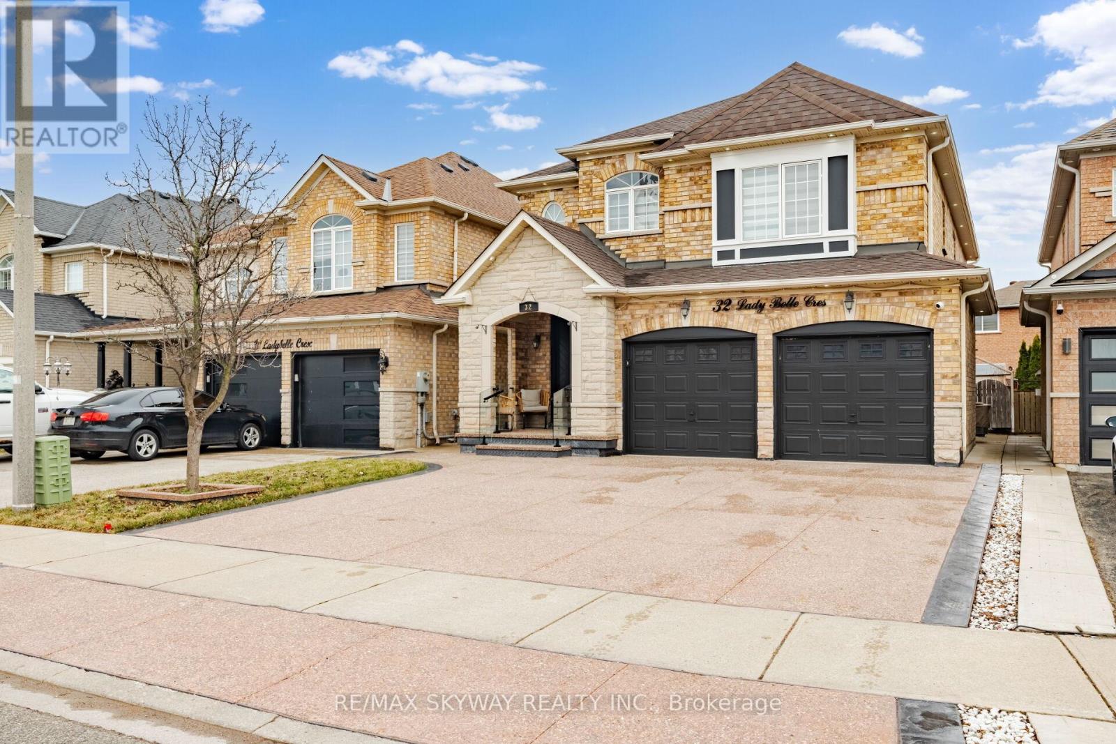 32 LADY BELLE CRESCENT - Image 3