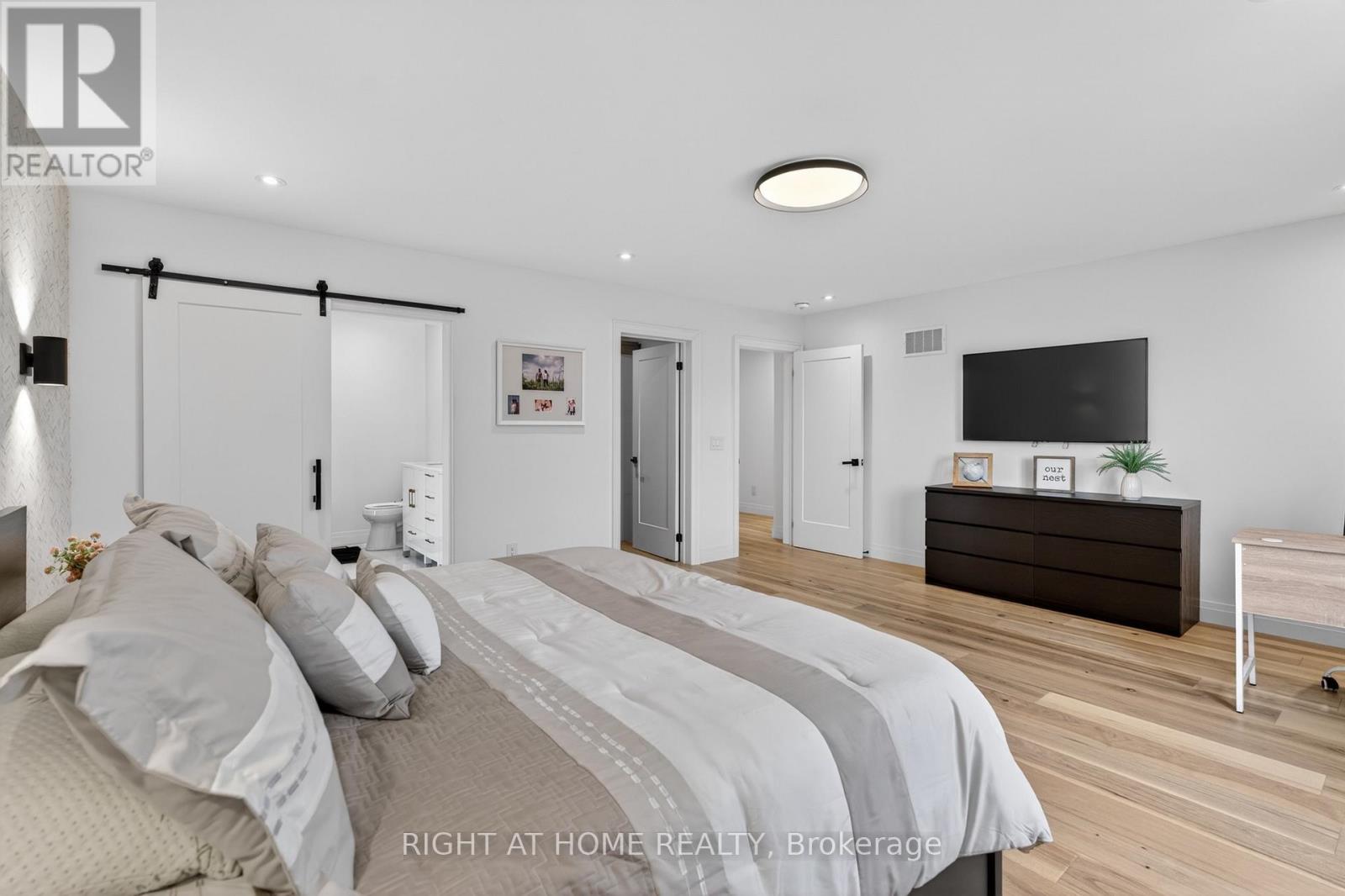 17 EXBURY ROAD - 16