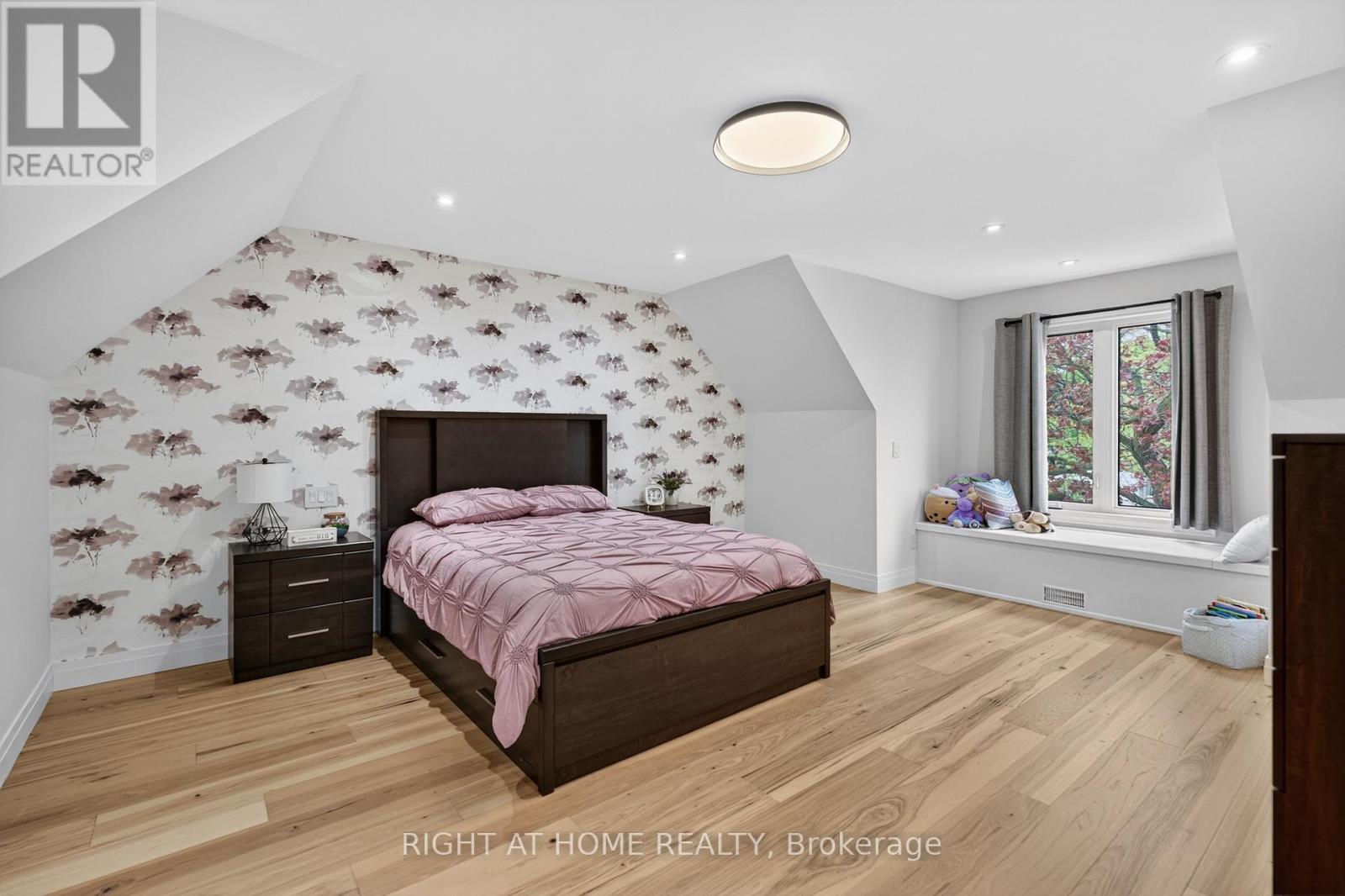 17 EXBURY ROAD - 24