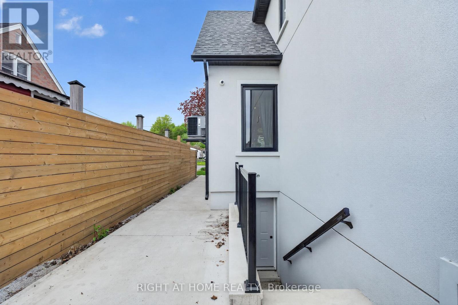 17 EXBURY ROAD - 47