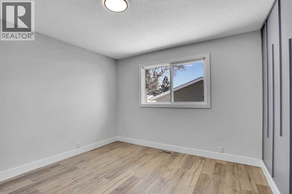 363 Templeside Circle NE - 23