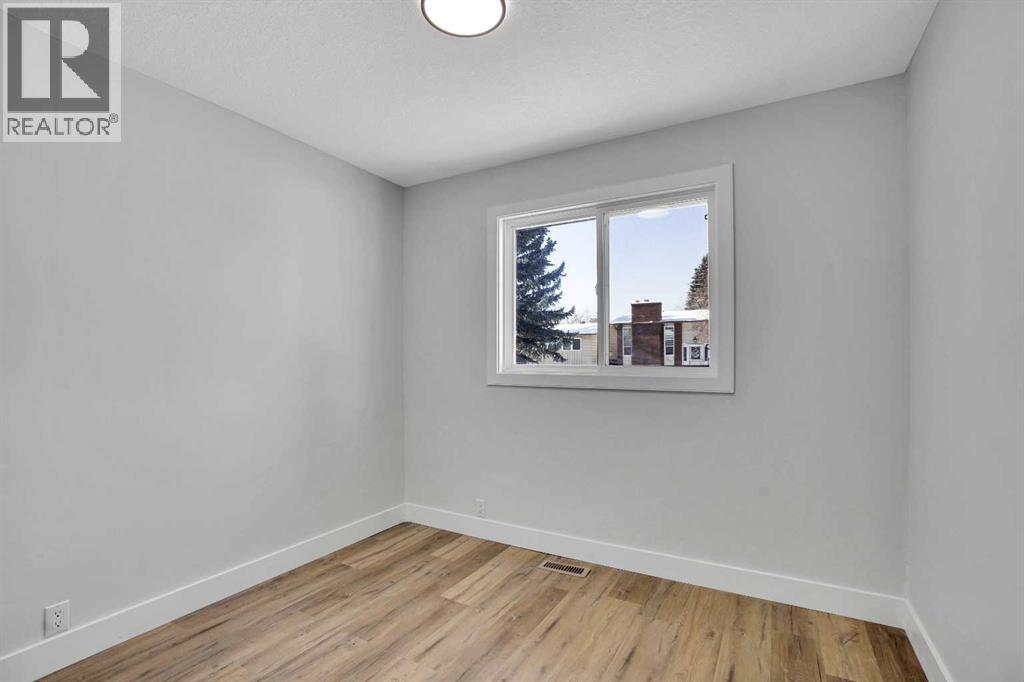 363 Templeside Circle NE - 14
