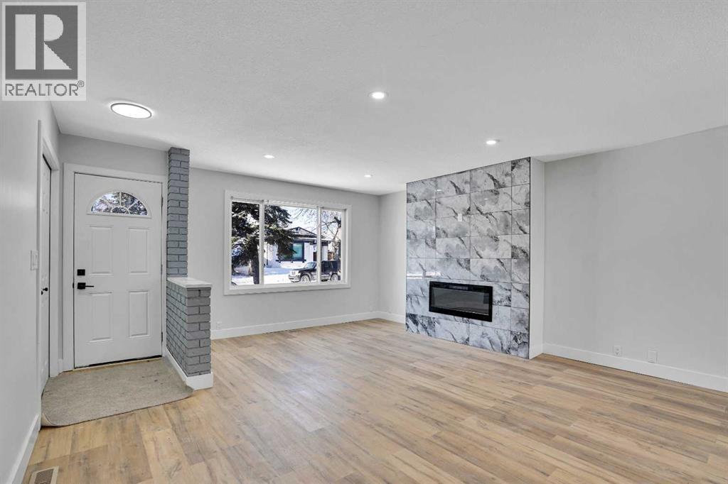 363 Templeside Circle NE - 4