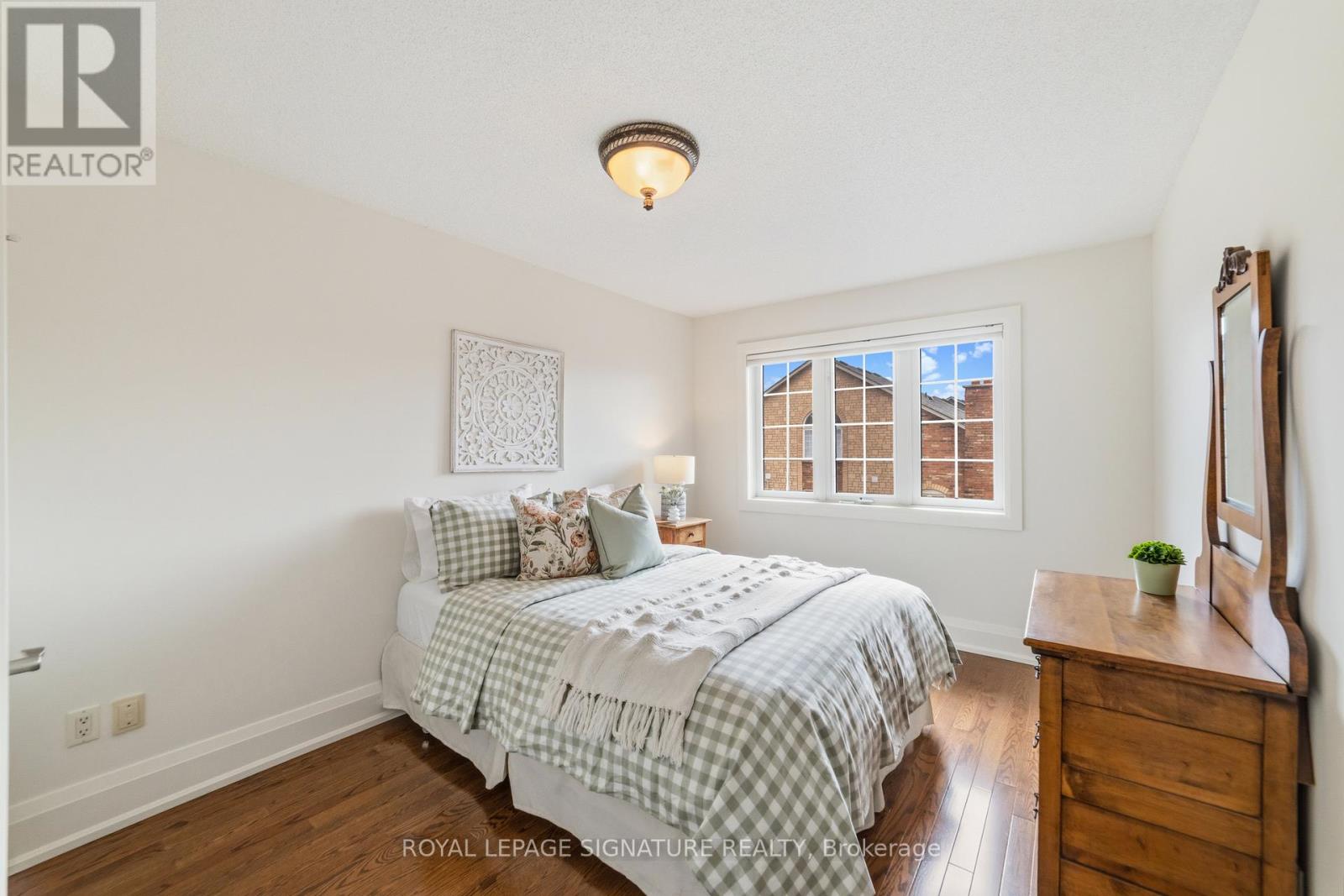 #41 223 REBECCA STREET - 26