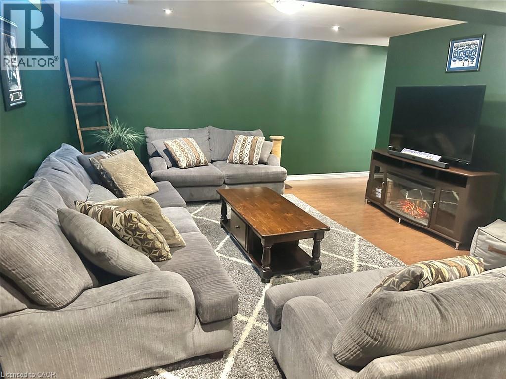 7 SPRUCE GROVE Court - 27