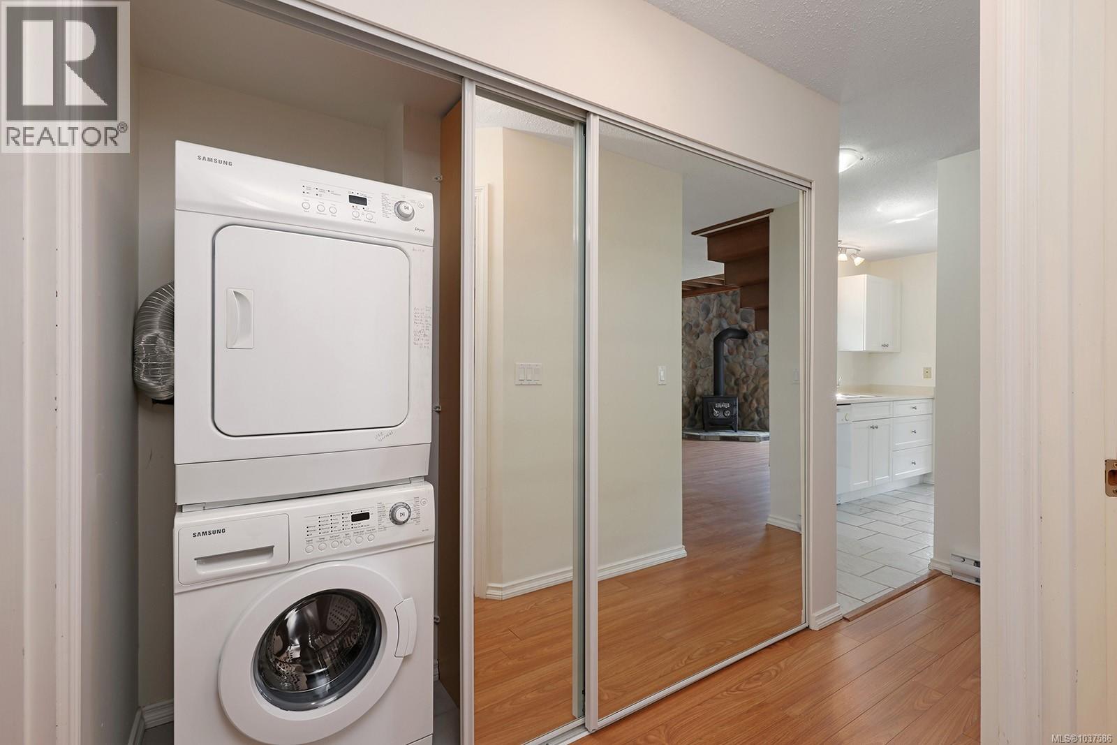 #315 205 1st St - 27