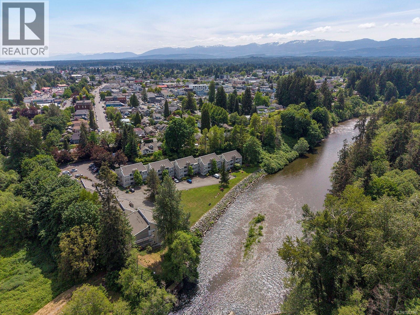 315 205 1st St, Courtenay