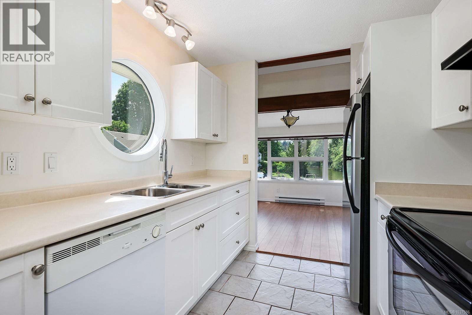 315 205 1st St, Courtenay