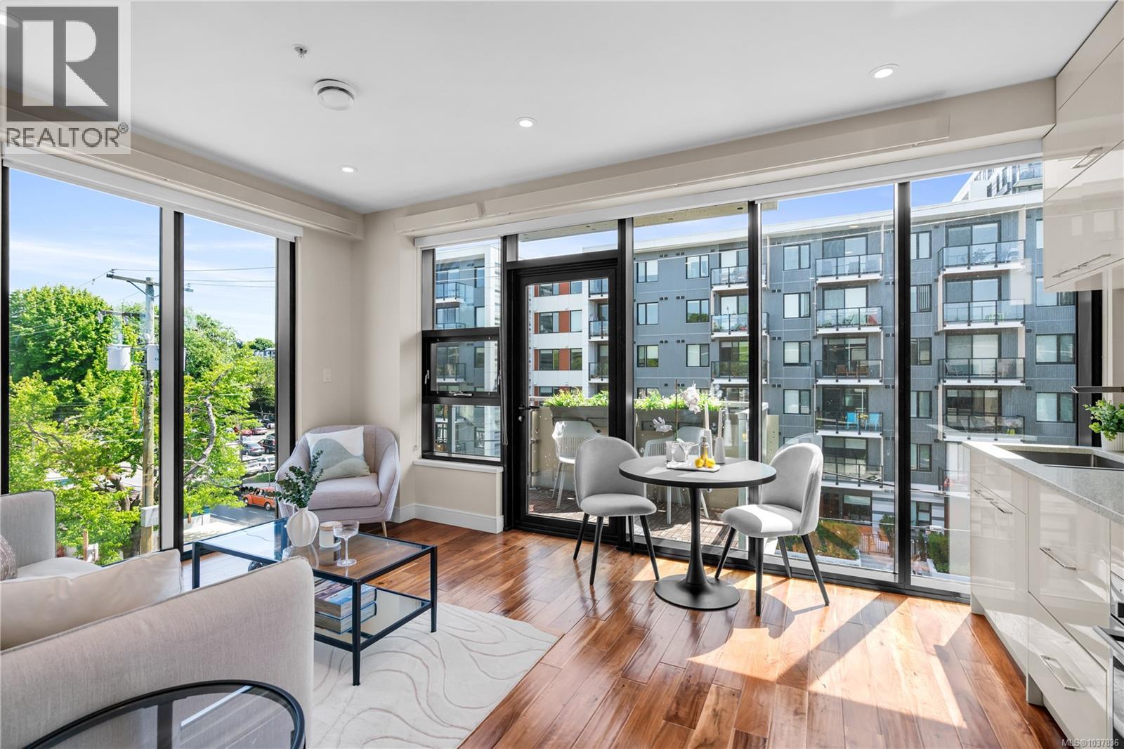 #S310 1411 Cook St - Image 3