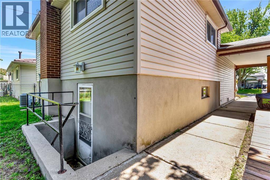 98 BELWOOD Crescent - 29