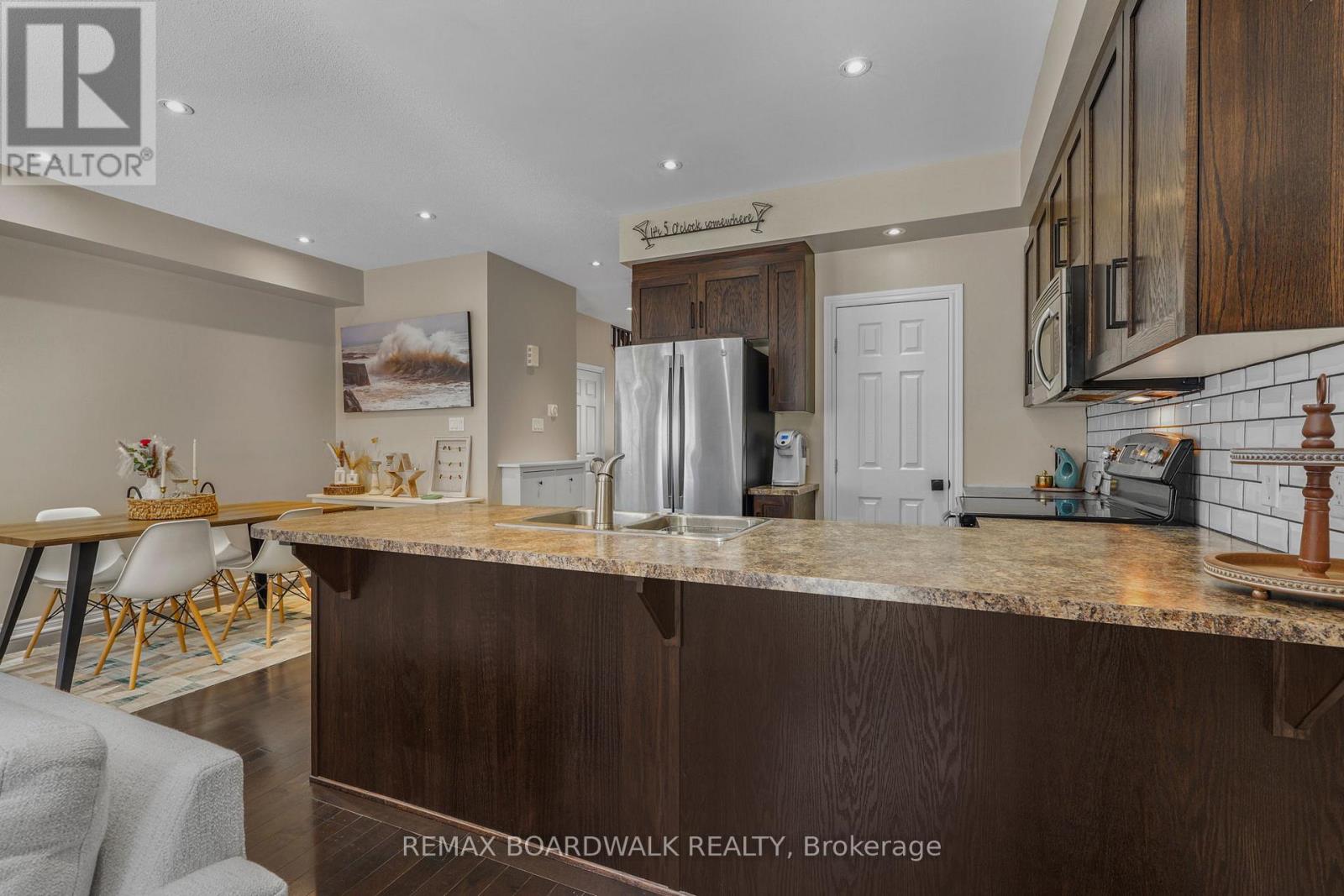114 POTTS PRIVATE - 11