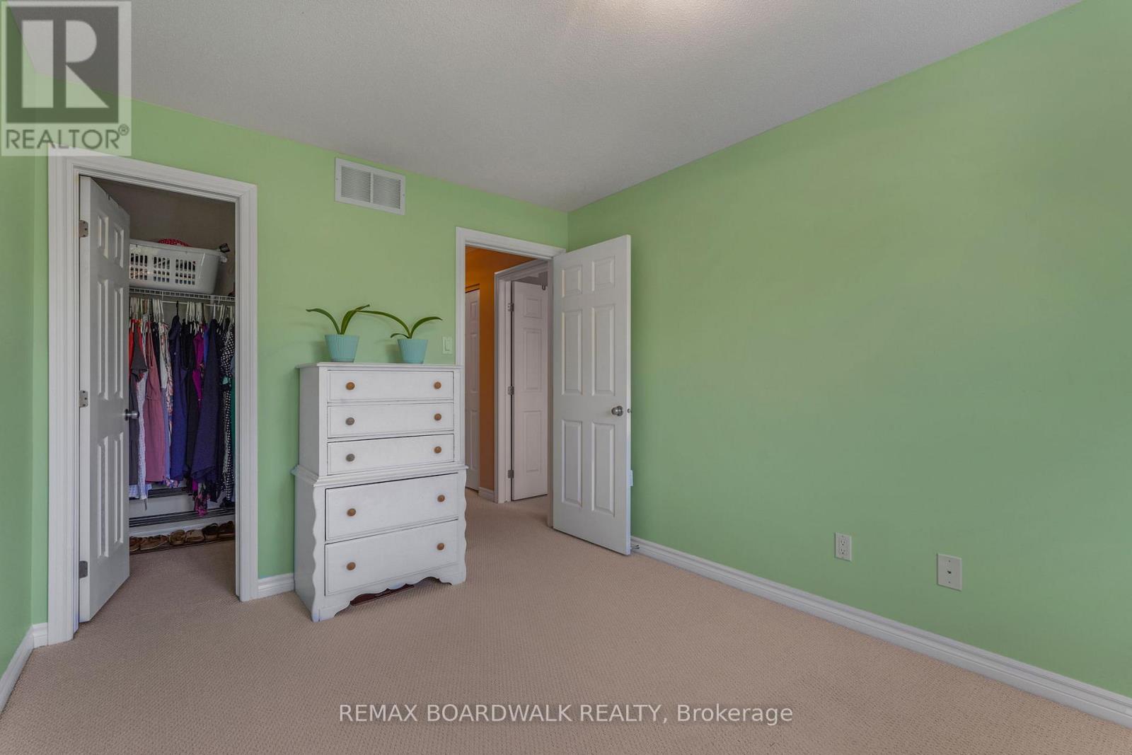 114 POTTS PRIVATE - 21