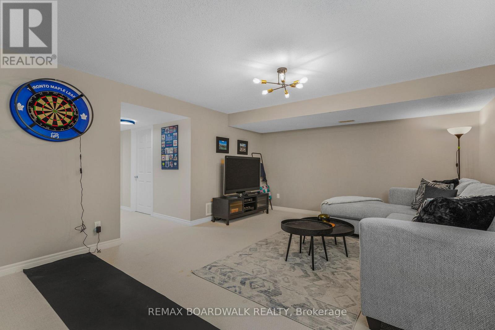 114 POTTS PRIVATE - 25