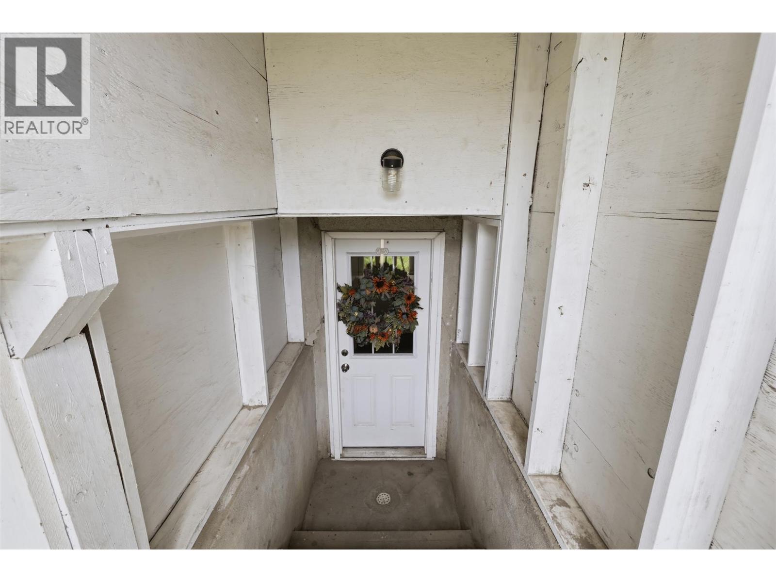 782 VENABLES Place - 36
