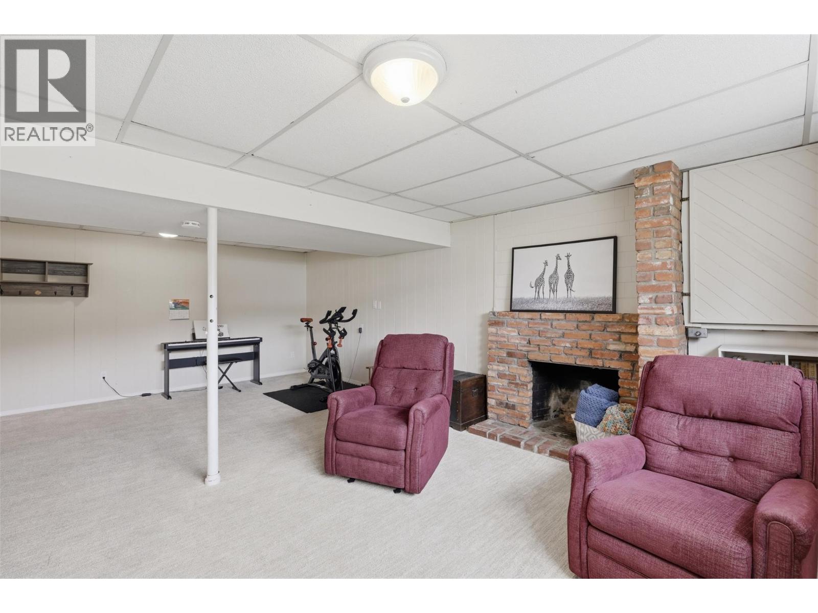 782 VENABLES Place - 32