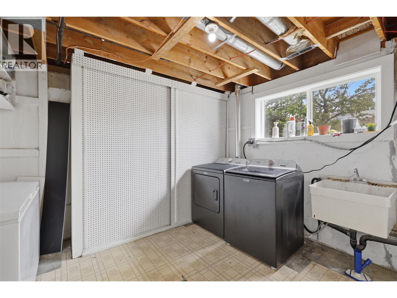 782 VENABLES Place - 45