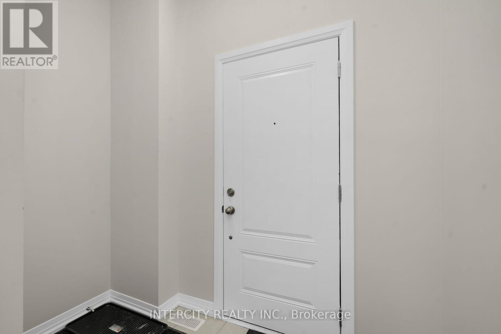 BLK 7 UNIT 4 - 118 GORDON STREET - 3
