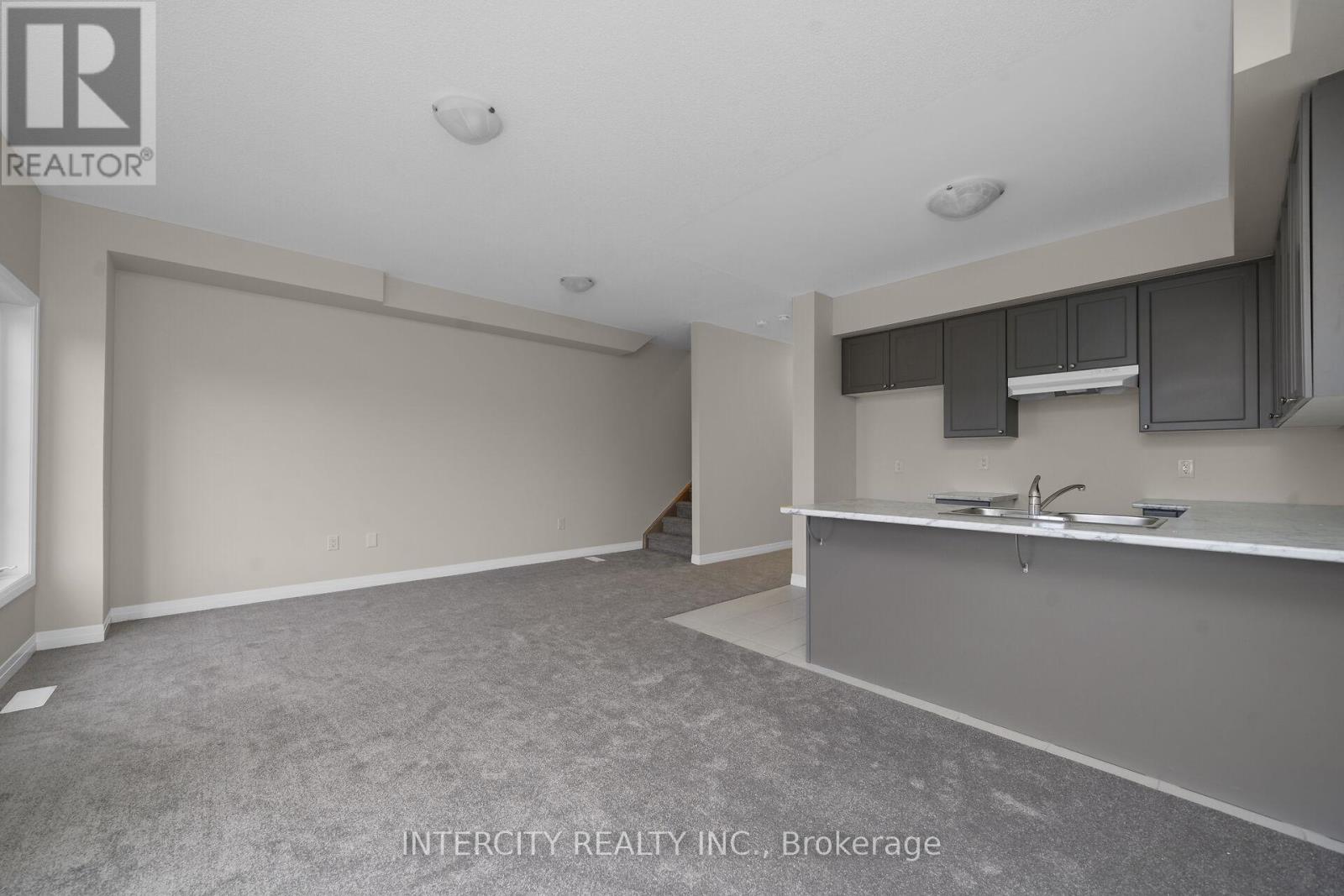 BLK 7 UNIT 4 - 118 GORDON STREET - 8