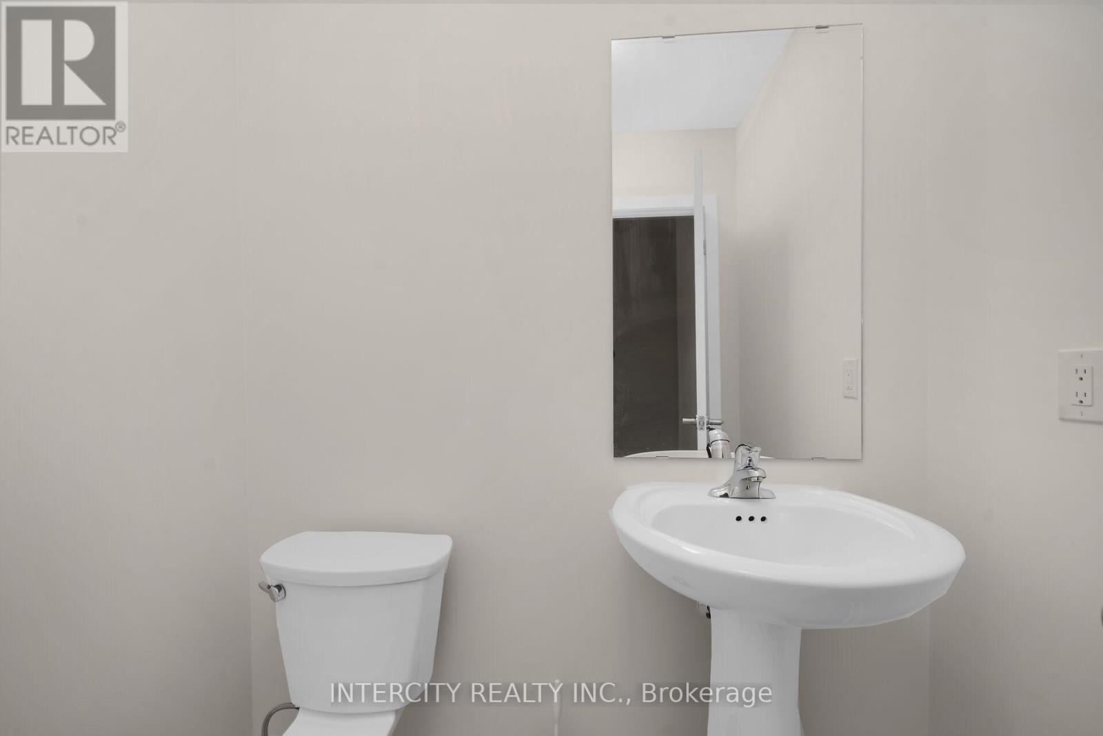BLK 7 UNIT 3 - 100 WALDEN DRIVE - 12