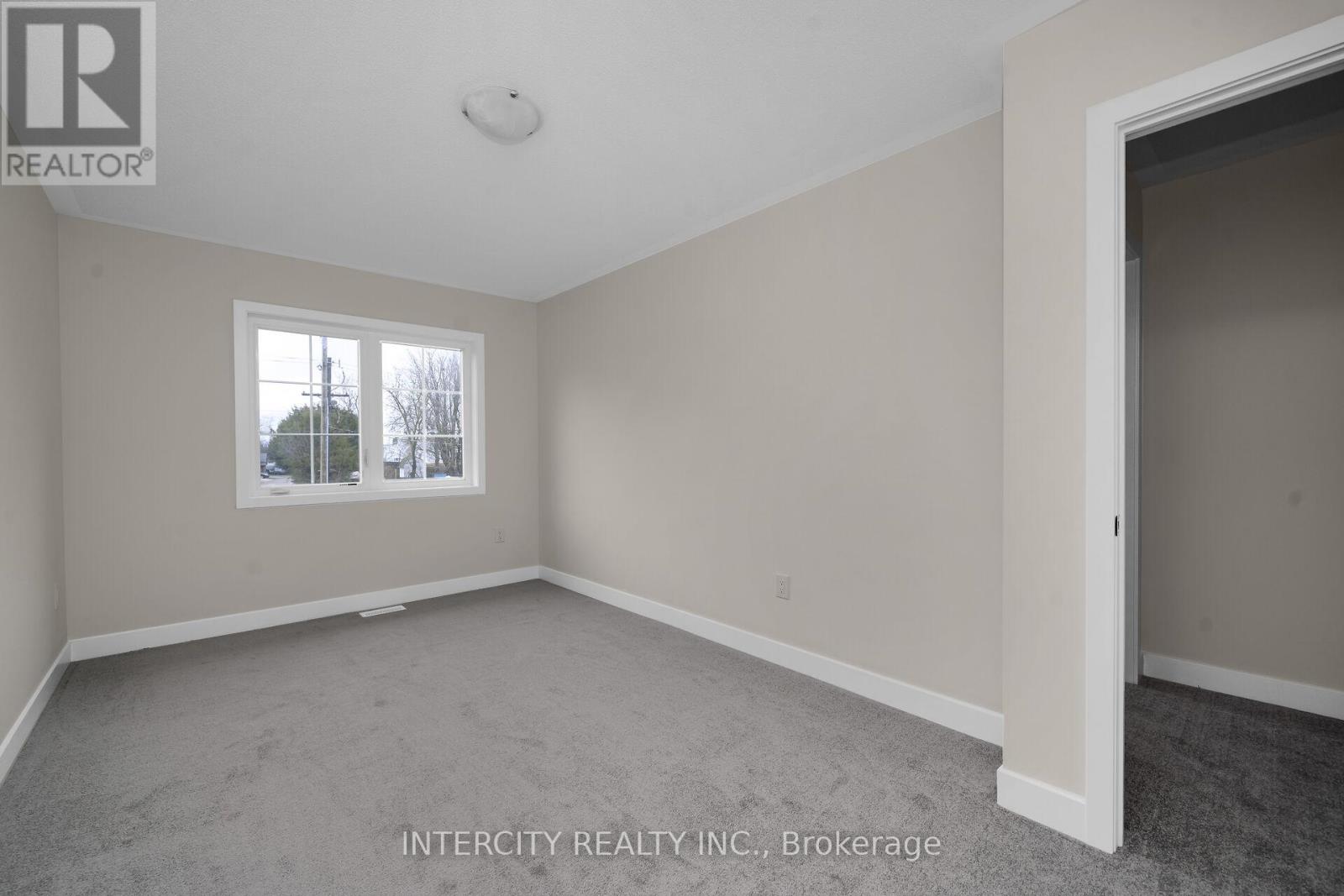 BLK 7 UNIT 3 - 100 WALDEN DRIVE - 19