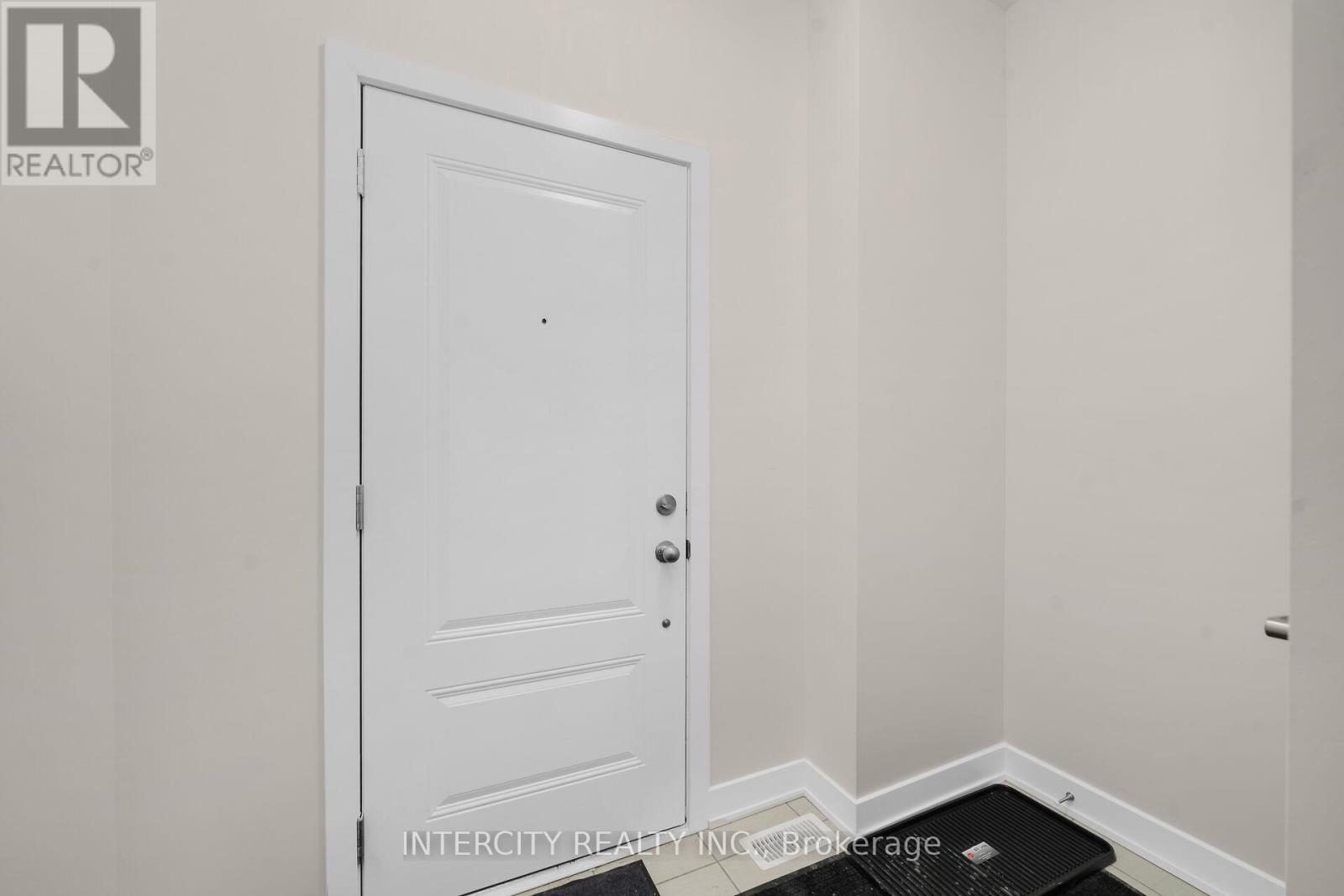 BLK 7 UNIT 3 - 100 WALDEN DRIVE - 3