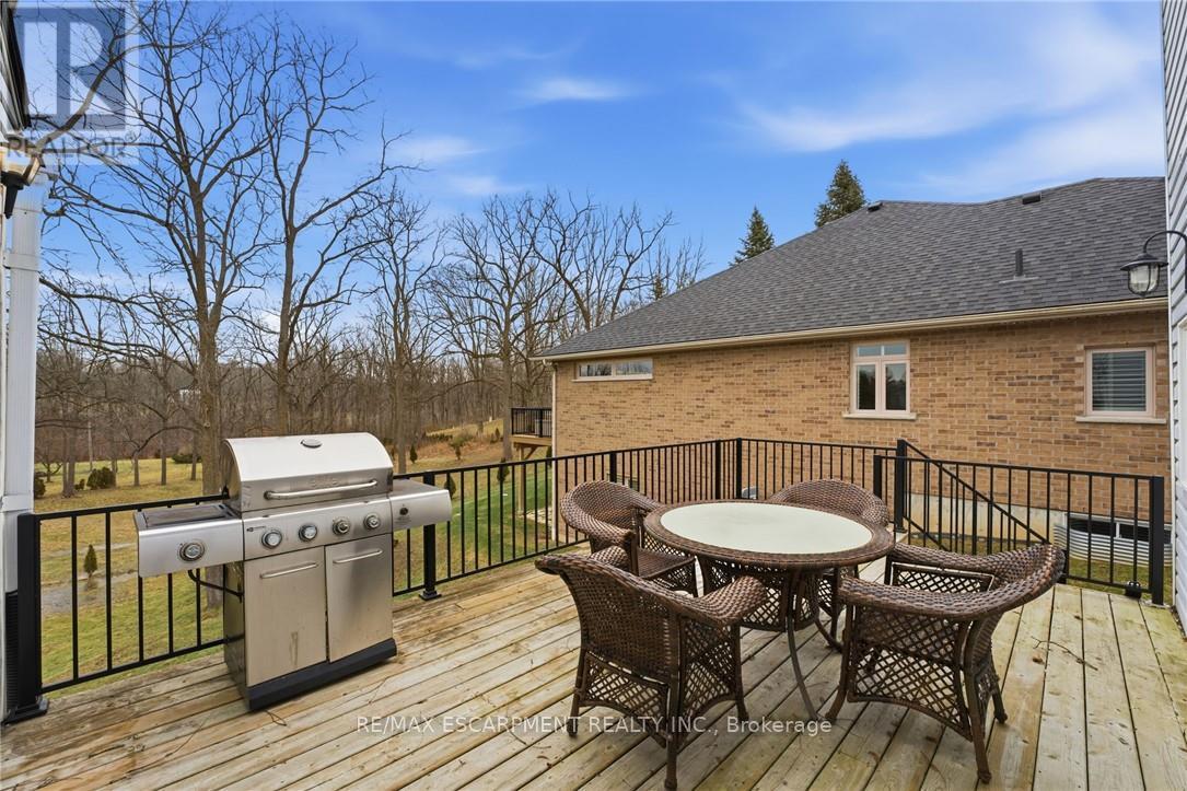 430 WINNIETT STREET - 33