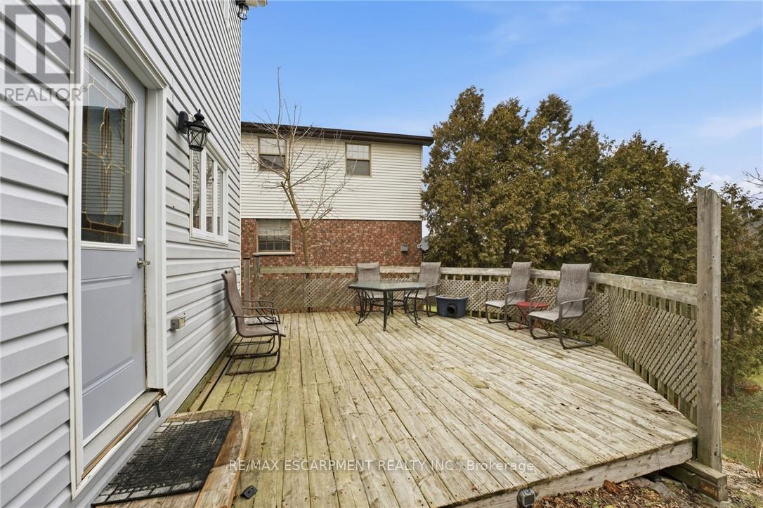 430 WINNIETT STREET - 35