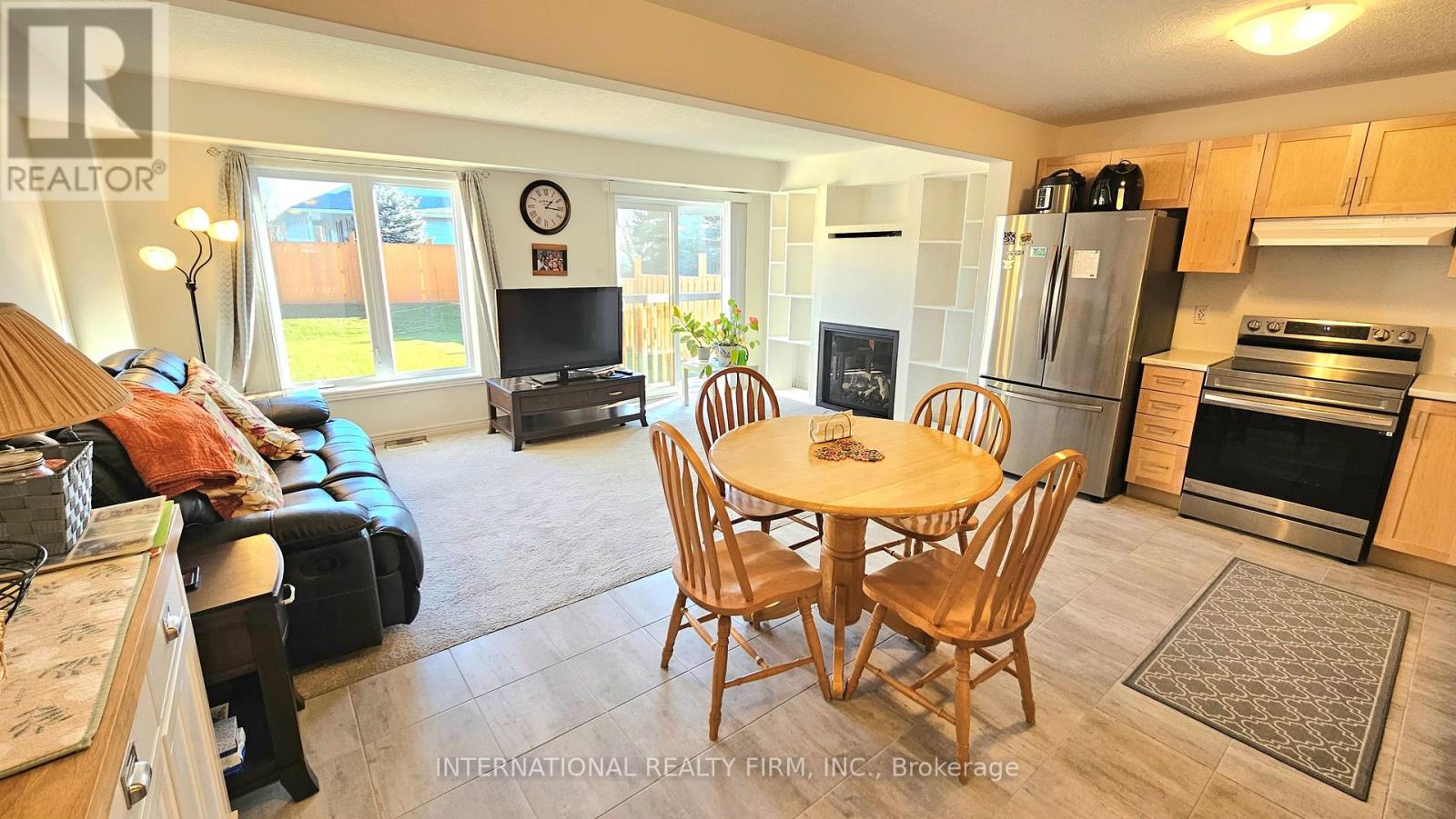 159 STONEBROOK WAY - 1