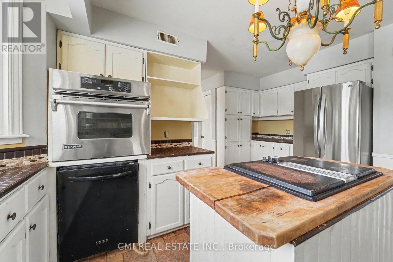 4810 MOHRS ROAD - 13