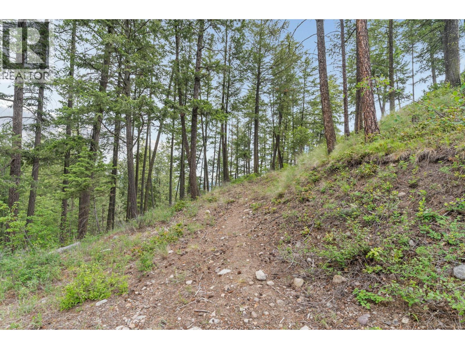  7801 Alpine Road, Fintry
