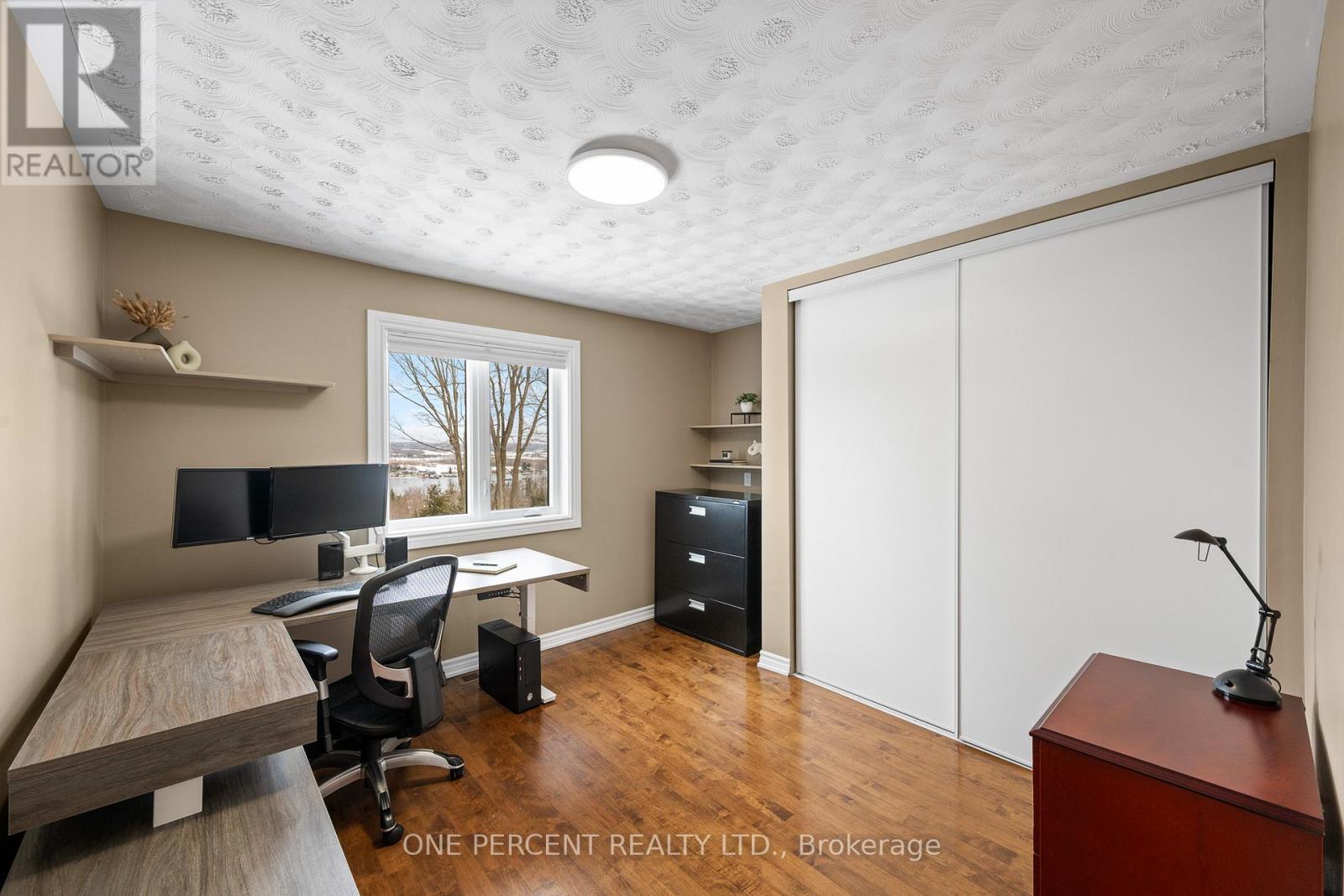 975 FIELDOWN STREET - 28