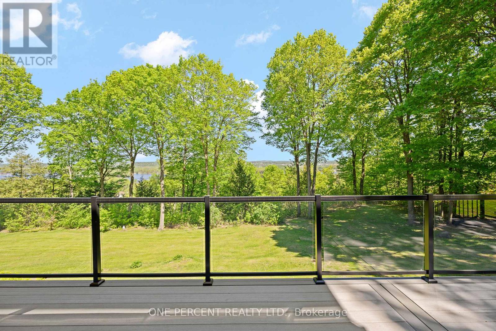975 FIELDOWN STREET - 41