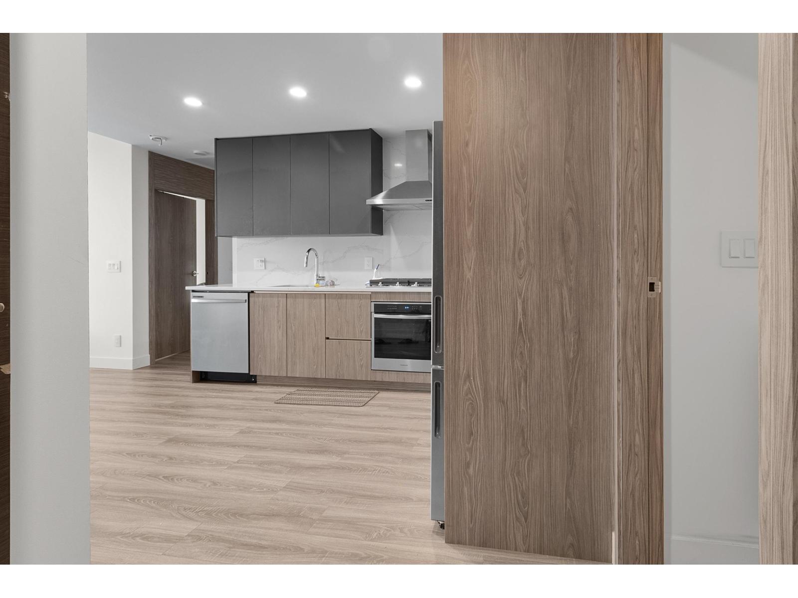 2702 10750 135A STREET, Surrey