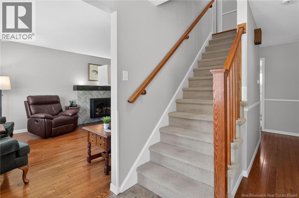 81 Berkley Drive - 16