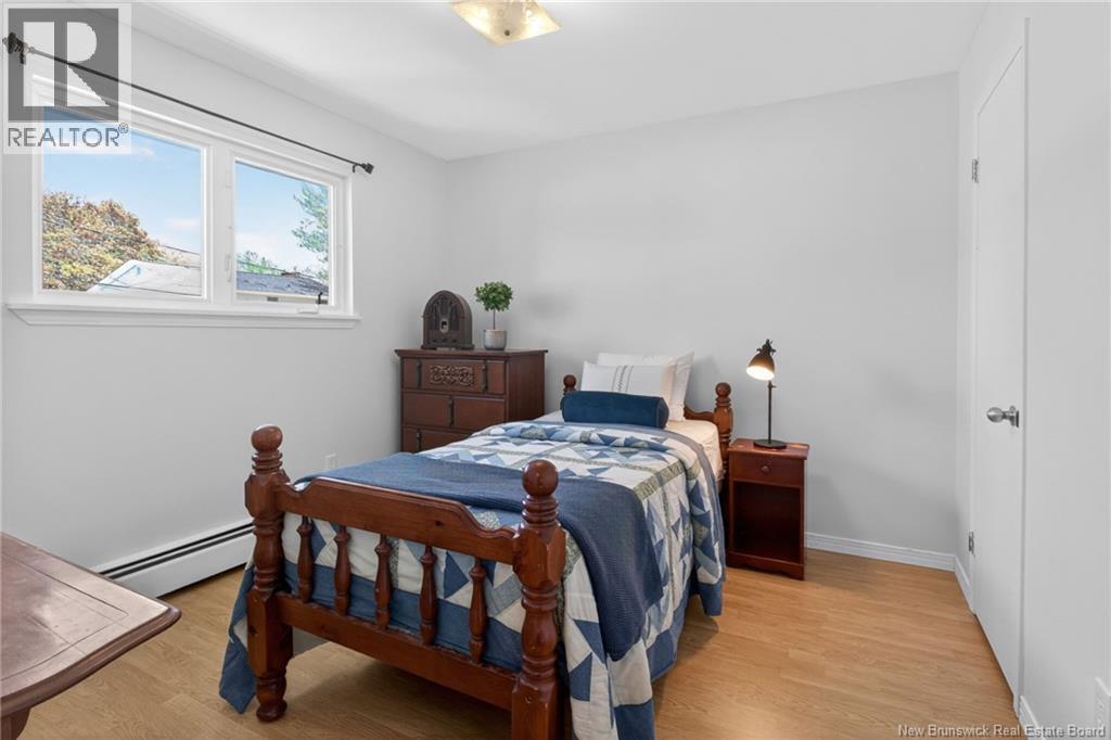 81 Berkley Drive - 23