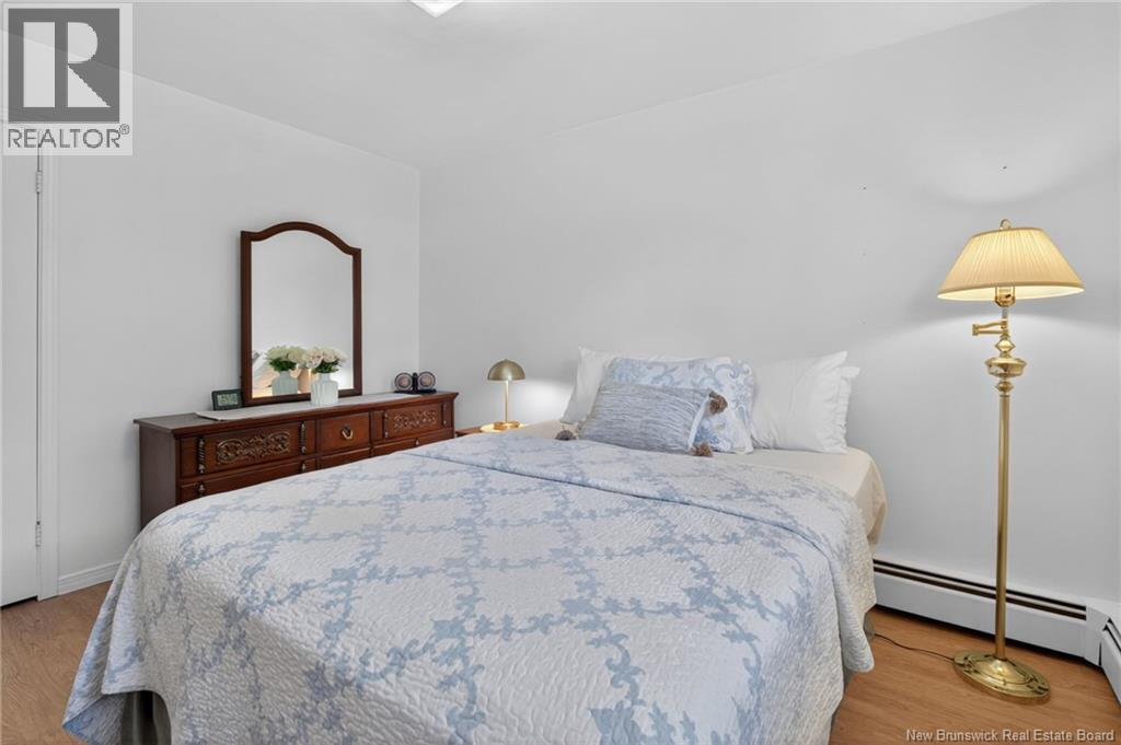 81 Berkley Drive - 24
