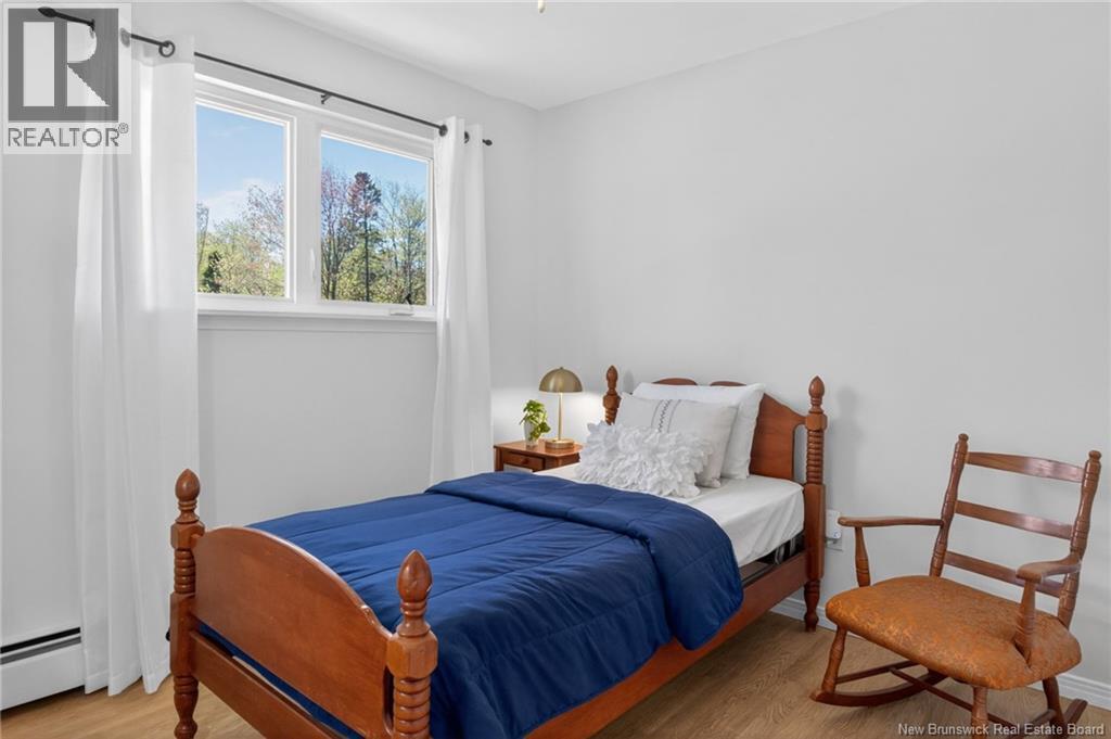 81 Berkley Drive - 25