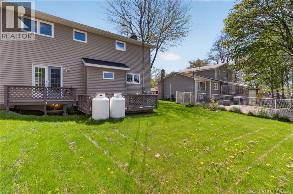 81 Berkley Drive - 35