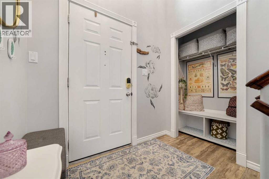 263 Peigan Court W - 5