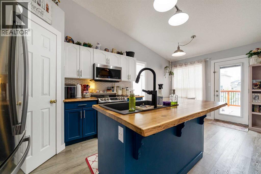 263 Peigan Court W - 10