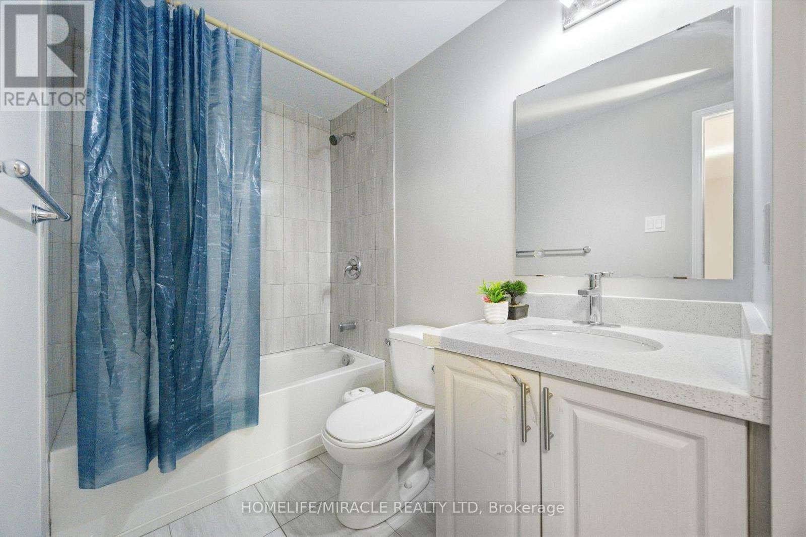 8 LANSBURY DRIVE - 22