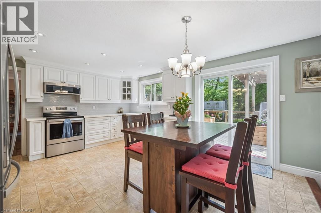 70 PEACHTREE Crescent - 9
