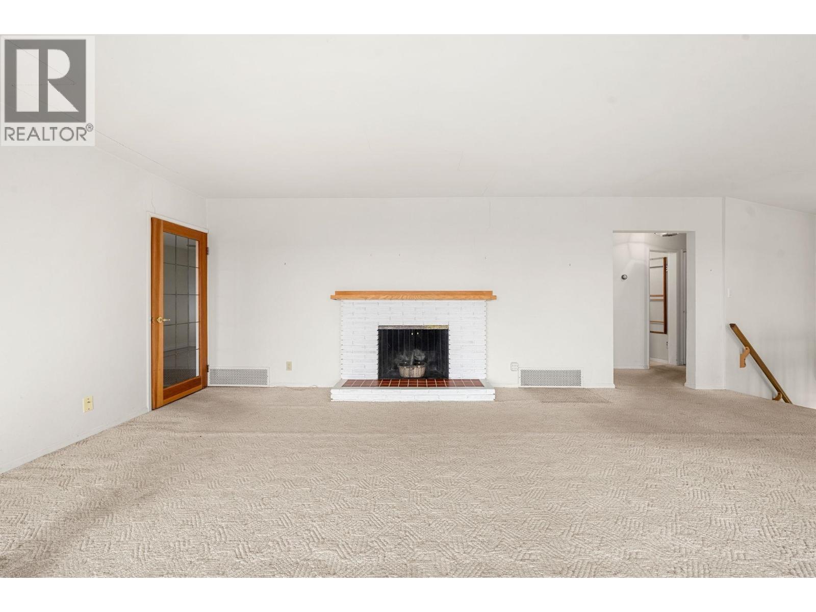 234 RONDOVAL CRESCENT, North Vancouver