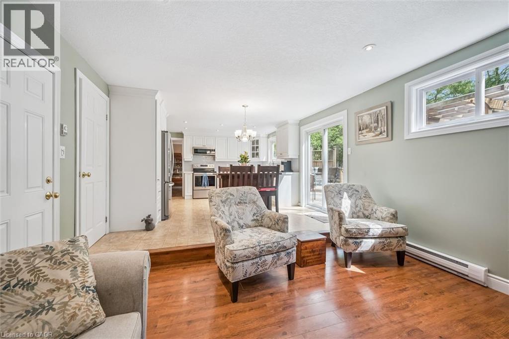 70 PEACHTREE Crescent - 8